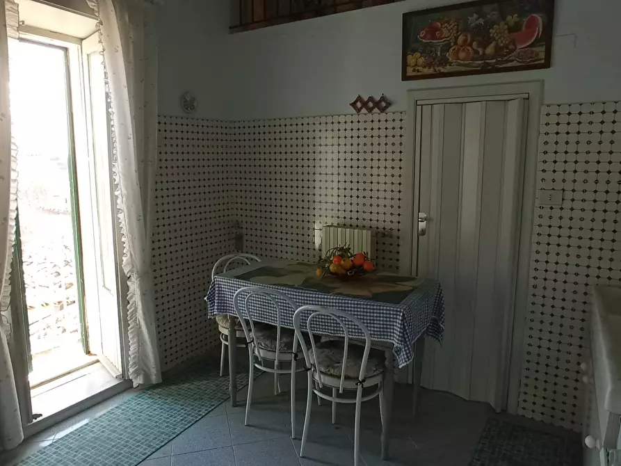 Immagine 28 di Casa indipendente in vendita  a Ragusa