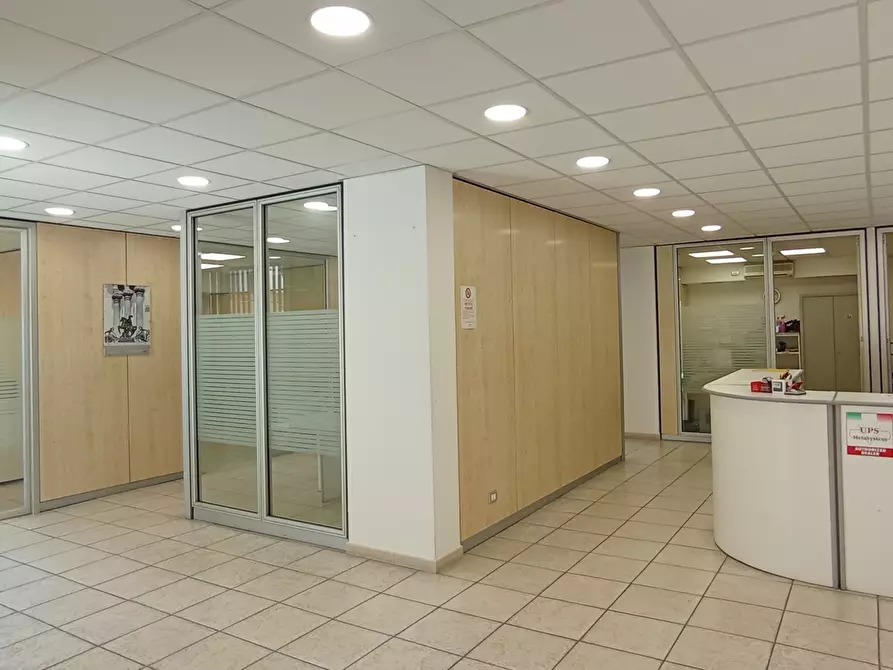 Immagine 1 di Ufficio in vendita  a Ragusa