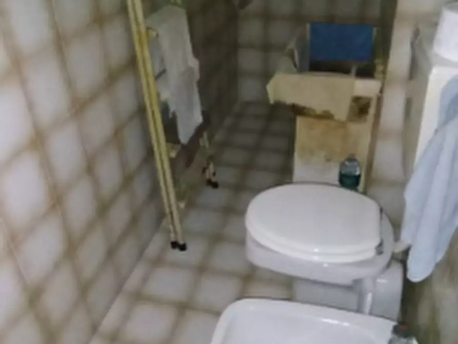 Immagine 13 di Casa indipendente in vendita  a Ragusa