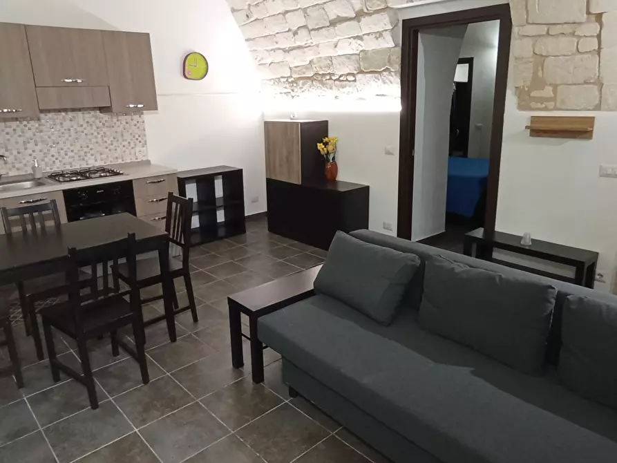 Immagine 7 di Bilocale in affitto  a Ragusa