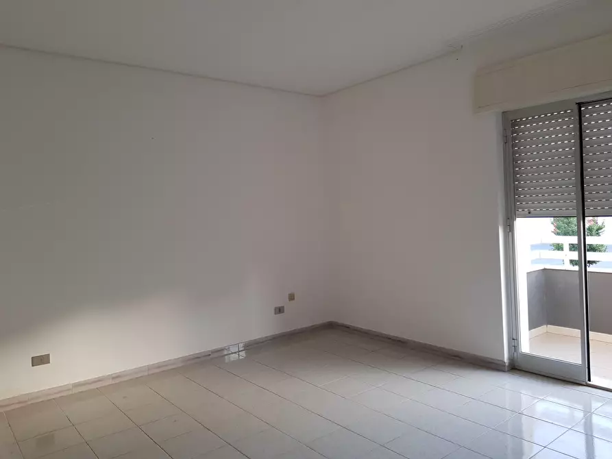 Immagine 10 di Pentalocale in vendita  a Ragusa