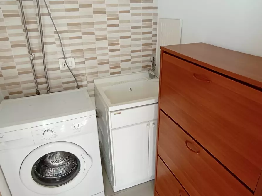 Immagine 7 di Mansarda in affitto  a Ragusa