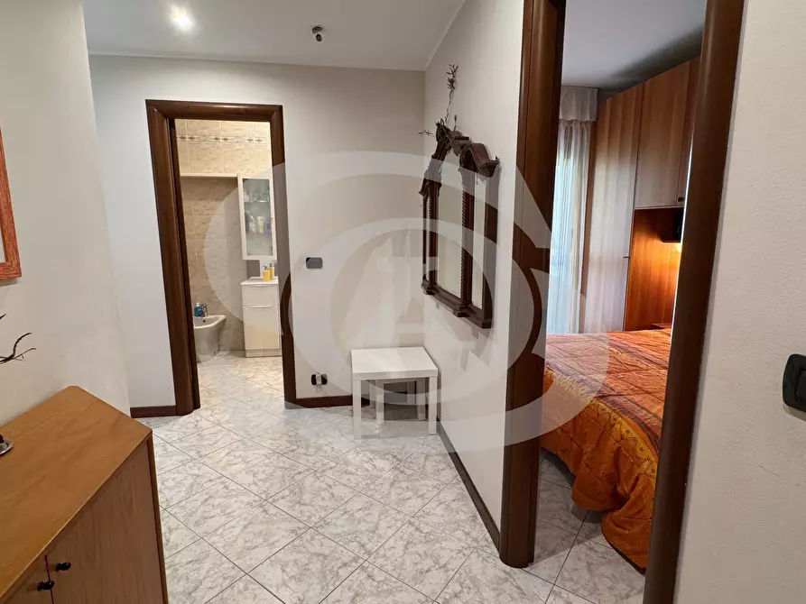 Immagine 36 di Bilocale in vendita  in Via Hope 10 a San Remo