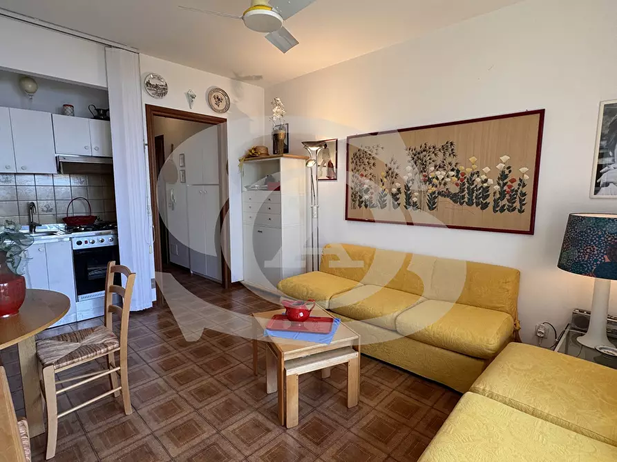 Immagine 9 di Bilocale in vendita  in Via Padre Semeria 54 a Ospedaletti