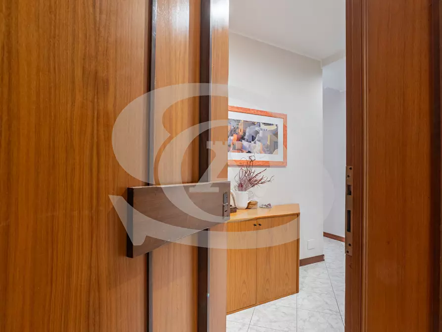 Immagine 19 di Bilocale in vendita  in Via Hope 10 a San Remo