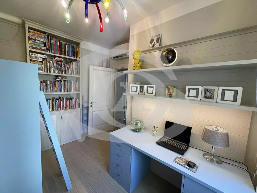 Immagine 15 di Trilocale in vendita  in Via Montà dei Guisci a San Remo