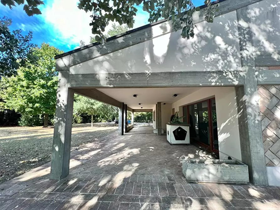 Immagine 37 di Villa in vendita  a Cesena