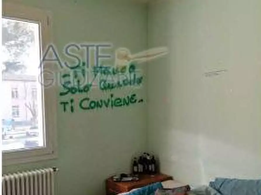 Immagine 4 di Trilocale in vendita  a Ravenna