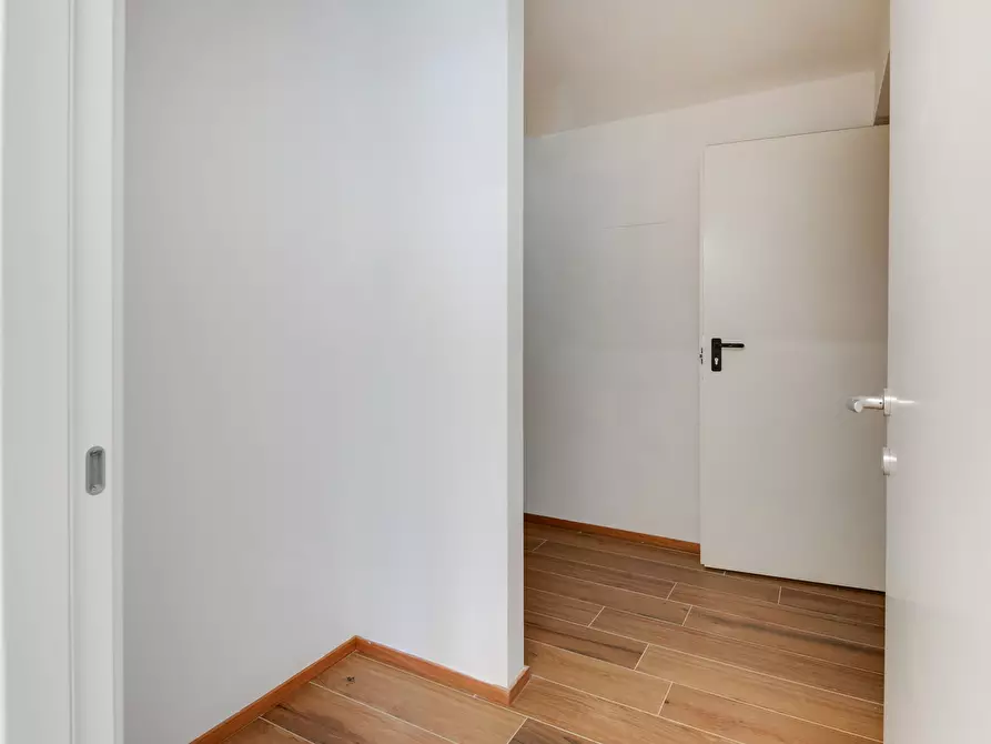 Immagine 9 di Quadrilocale in vendita  in Via L. C. Farini 291 a Cesena