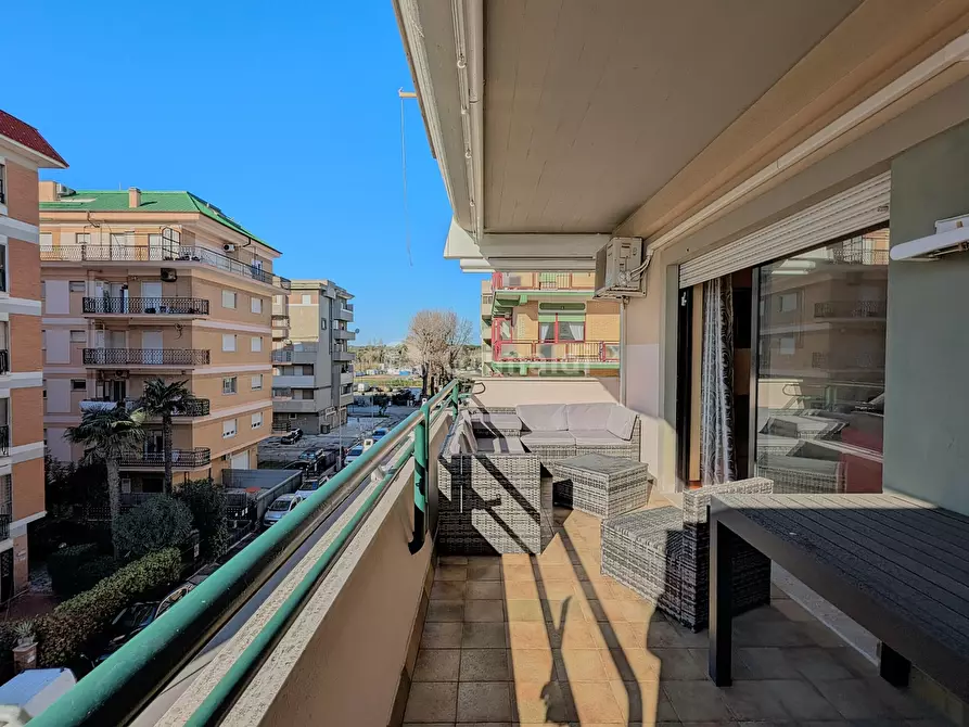 Immagine 6 di Trilocale in vendita  in Via Venezia 6 a Nettuno