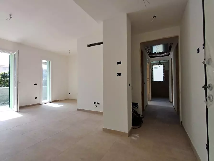 Immagine 10 di Appartamento in vendita  in Via Emilia 16 a Sestri Levante