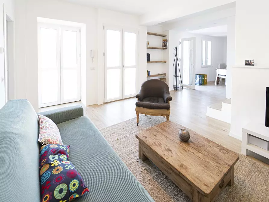 Immagine 21 di Appartamento in vendita  in Via Villa Ginestra 23 a Sestri Levante