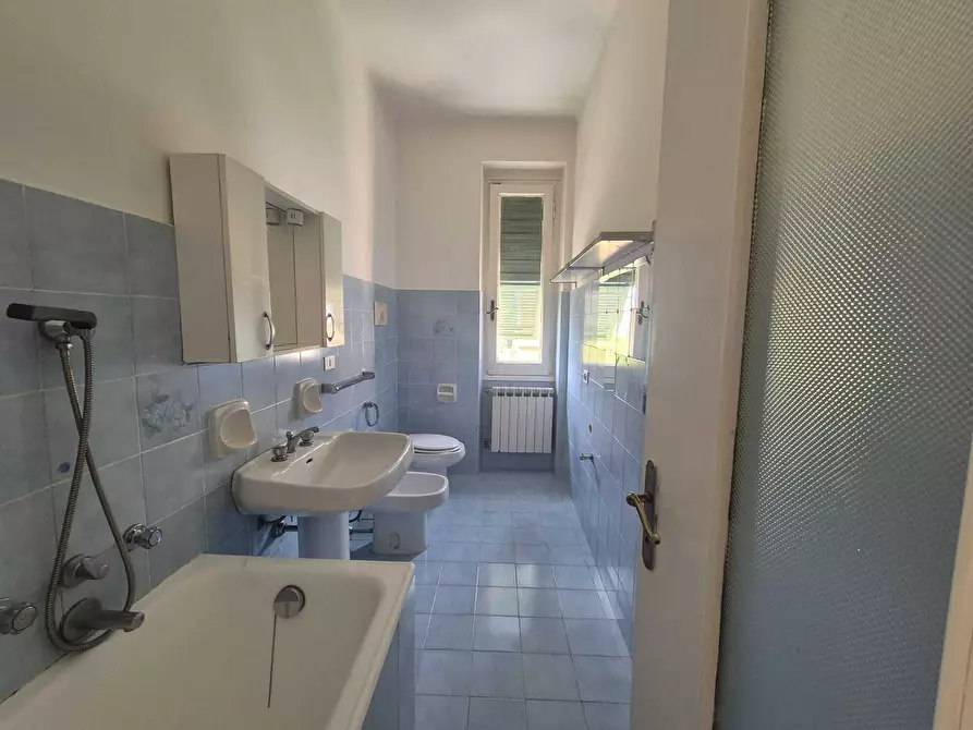 Immagine 6 di Bilocale in vendita  in Via Aurelia 16 a Sestri Levante