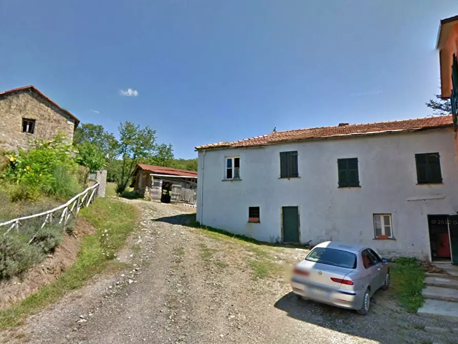 Immagine 20 di Agriturismo in vendita  in Località Cavizzano 13A a Varese Ligure
