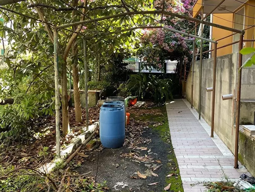 Immagine 7 di Villa in vendita  in Via Olanda 2 a Sestri Levante