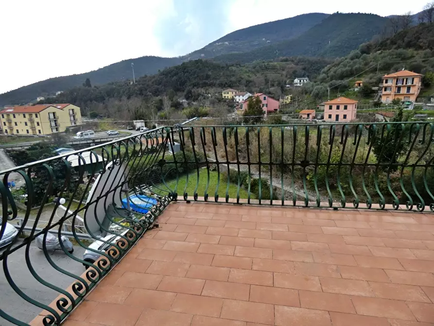 Immagine 11 di Bilocale in vendita  in Via Balicca e Ponterotto 4 a Sestri Levante