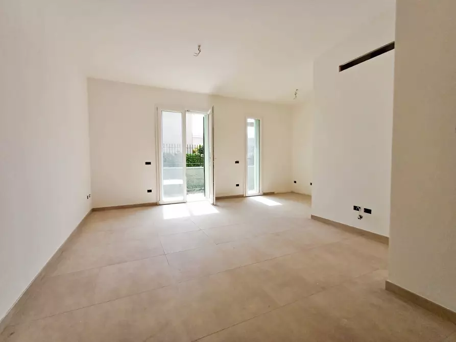 Immagine 9 di Appartamento in vendita  in Via Emilia 16 a Sestri Levante