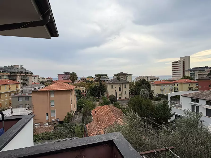 Immagine 17 di Appartamento in vendita  in Corso Buenos Aires a Chiavari