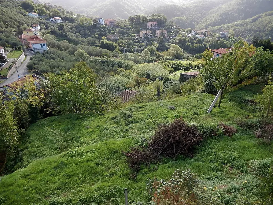 Immagine 15 di Trilocale in vendita  in Via Carotole 26 a Castiglione Chiavarese
