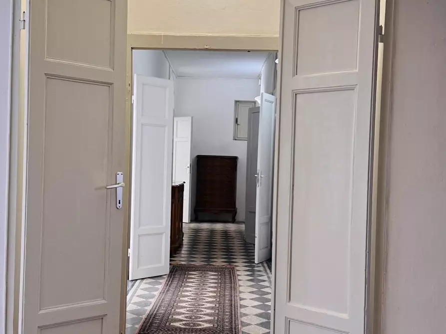 Immagine 12 di Pentalocale in affitto  a Livorno