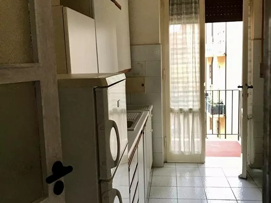 Immagine 5 di Appartamento in vendita  a Livorno