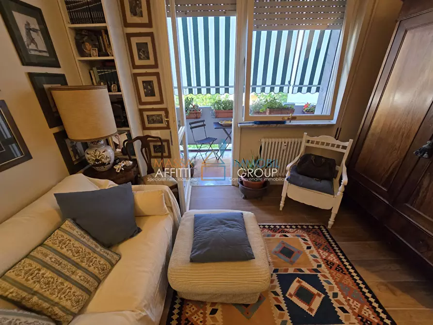 Immagine 6 di Bilocale in vendita  in Via dei Mille 69 a Carrara