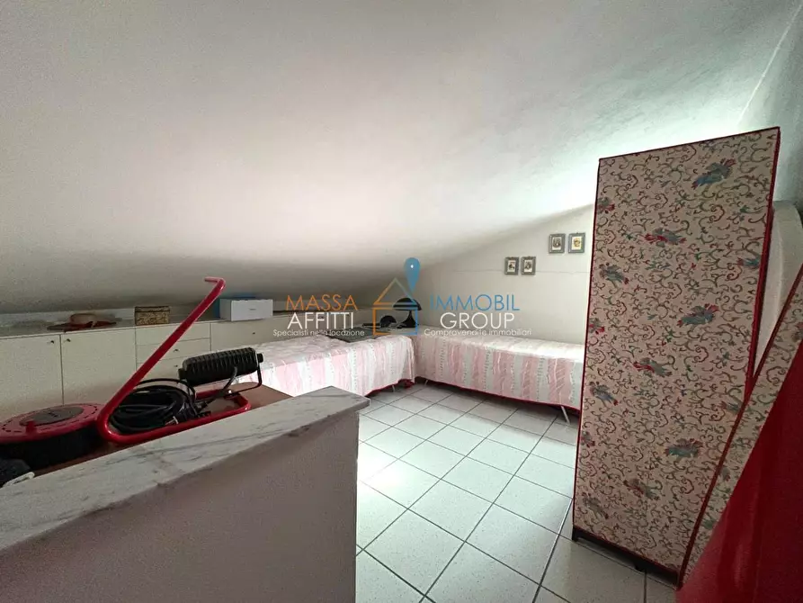 Immagine 22 di Villetta a schiera in vendita  in Via Arezzo 293 a Massa