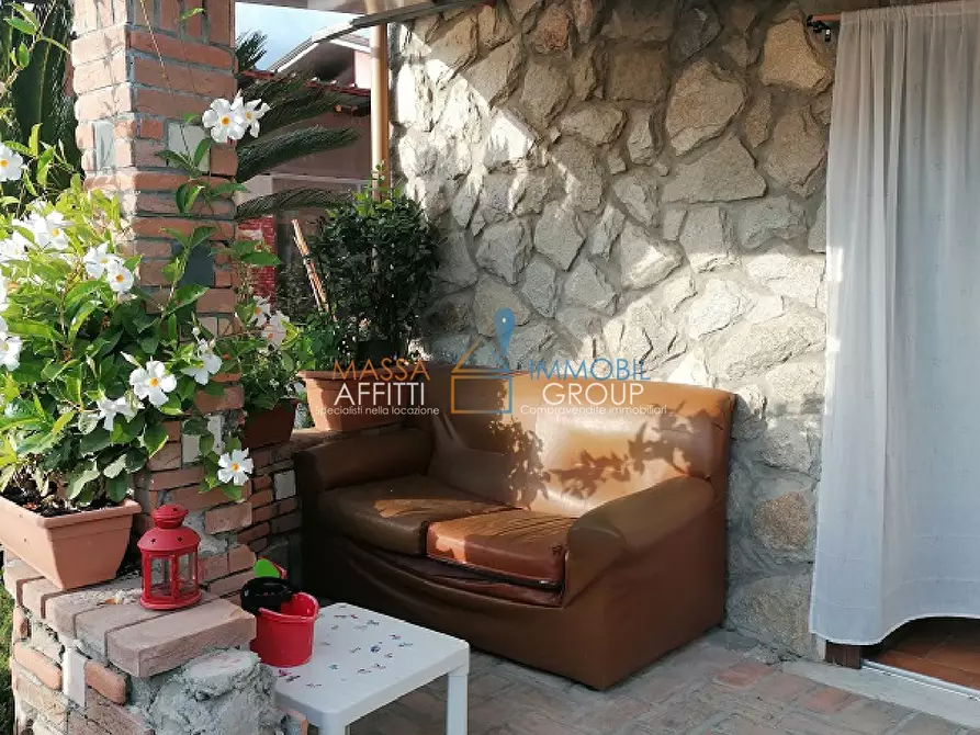 Immagine 1 di Terratetto in vendita  in Via Frassina 65 a Massa