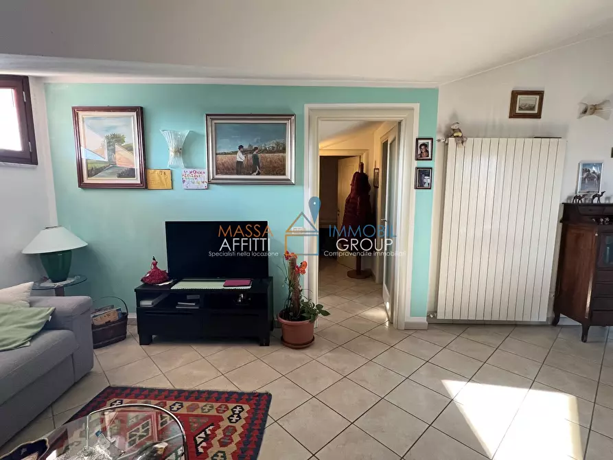 Immagine 43 di Pentalocale in vendita  in Via Flavio Torello Baracchini 29 a Massa