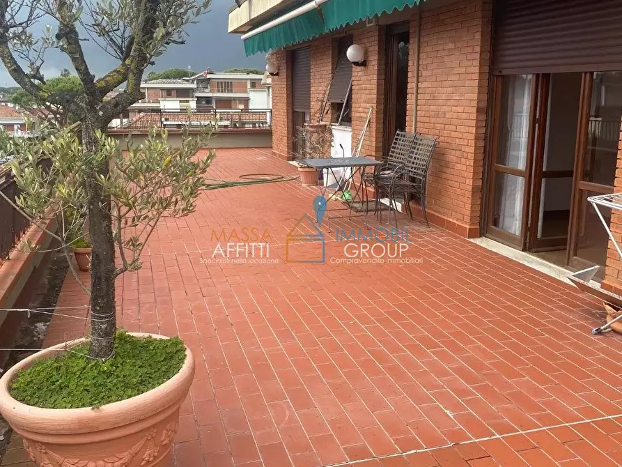 Immagine 1 di Attico in vendita  in Via Magliano 19 a Massa