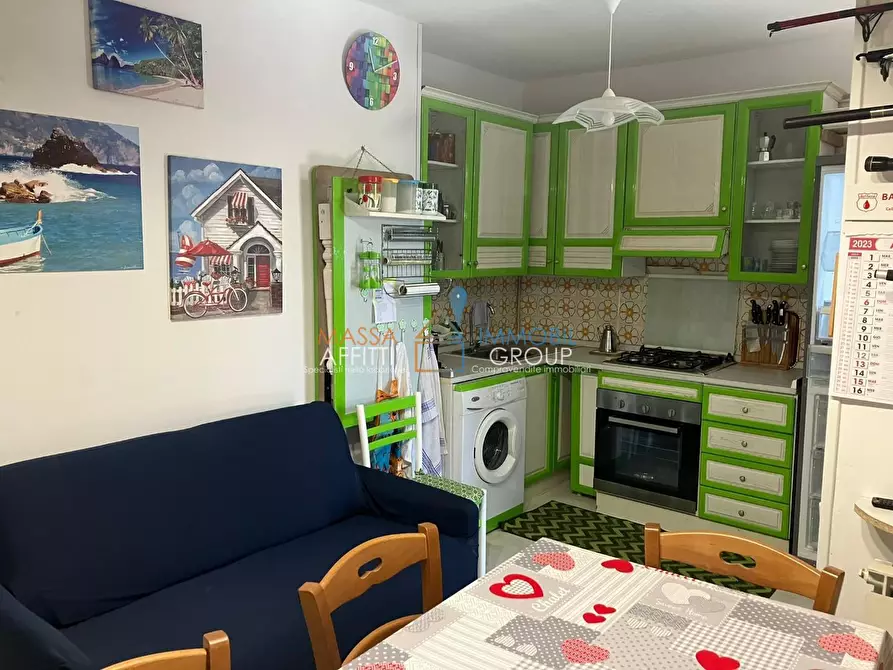 Immagine 3 di Bilocale in vendita  in Via Pisa 84 a Massa