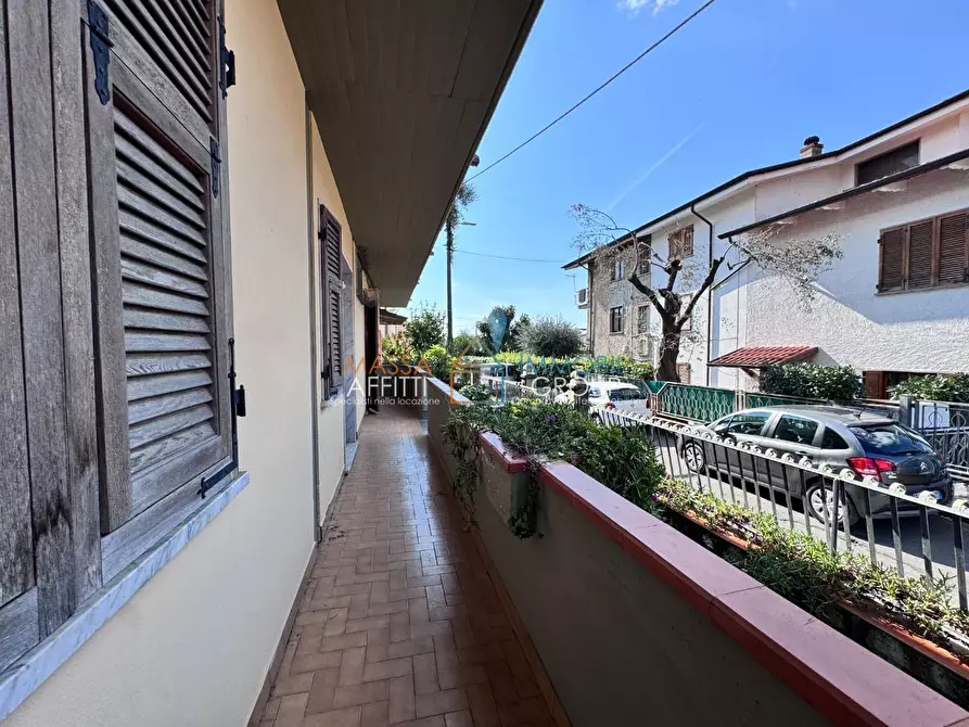 Immagine 7 di Casa indipendente in vendita  in Via Romolo Briglia 7 a Massa