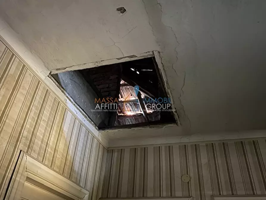 Immagine 55 di Villetta a schiera in vendita  in Via Pietro Pellegrini 17 a Massa