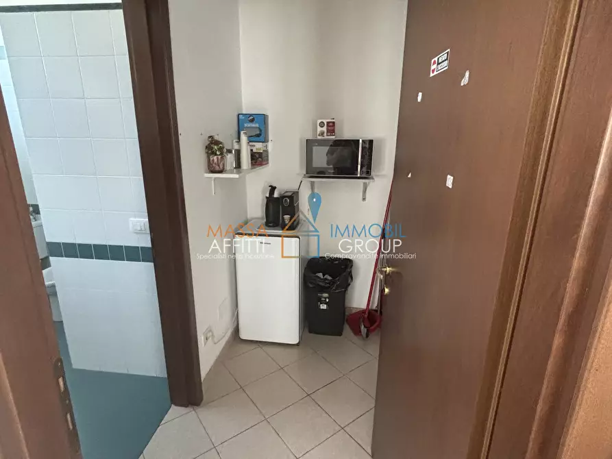Immagine 6 di Ufficio in affitto  in Viale XX Settembre 187 a Carrara