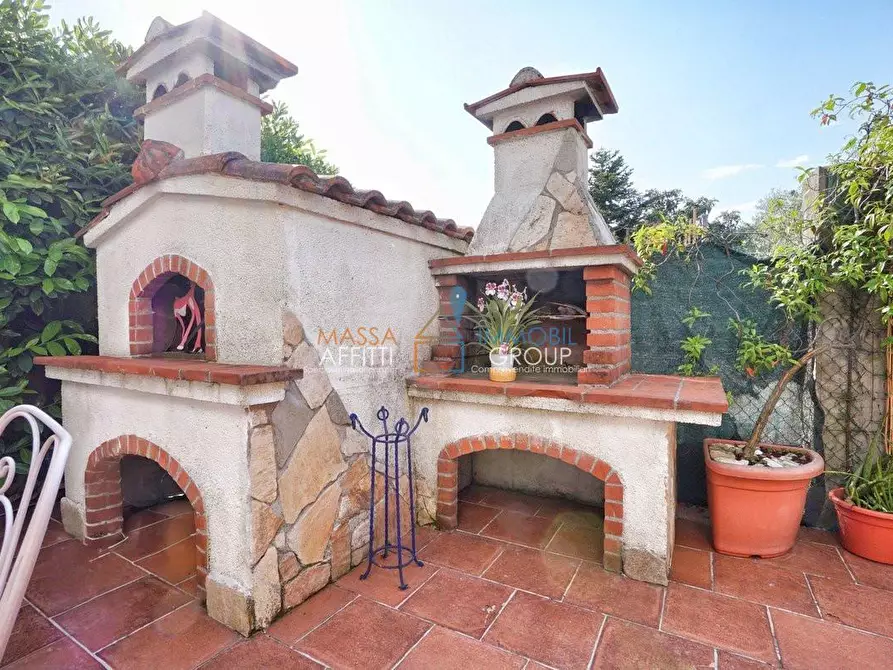 Immagine 10 di Terratetto in vendita  in Via Puliche 133 a Massa