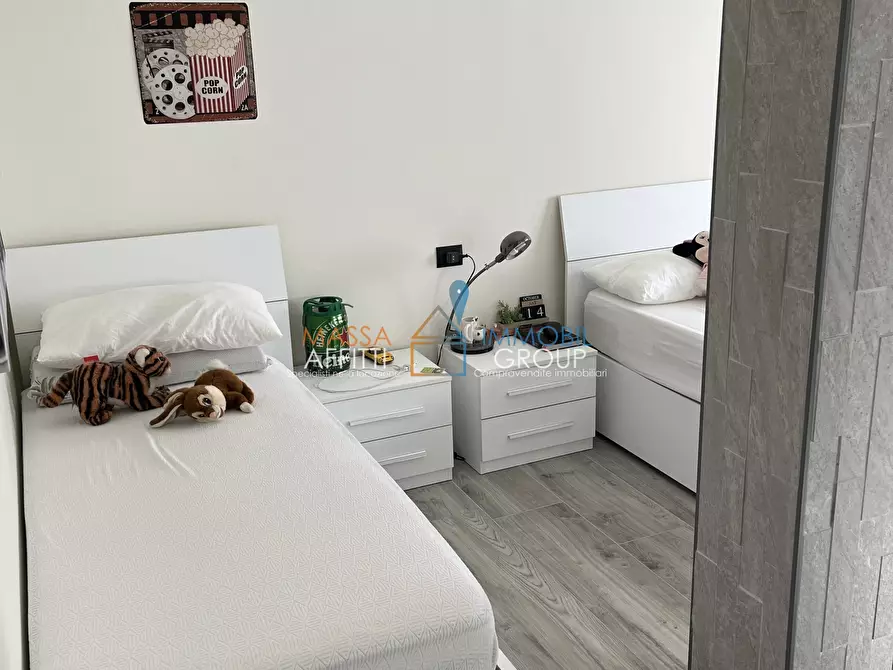 Immagine 10 di Quadrilocale in vendita  in Via Dante Alighieri 15 a Carrara