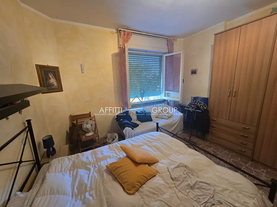 Immagine 18 di Bilocale in vendita  in Via Luni 60 a Massa