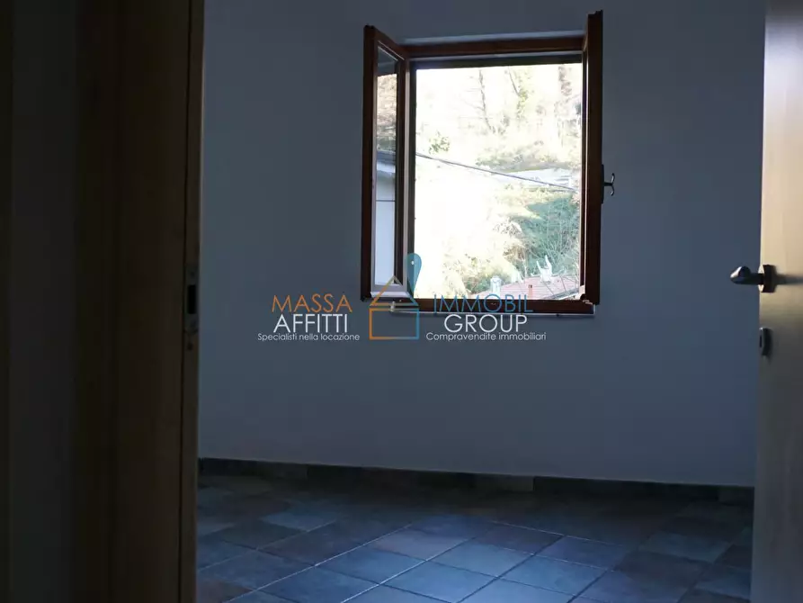 Immagine 8 di Quadrilocale in vendita  in Frazione Pariana a Massa