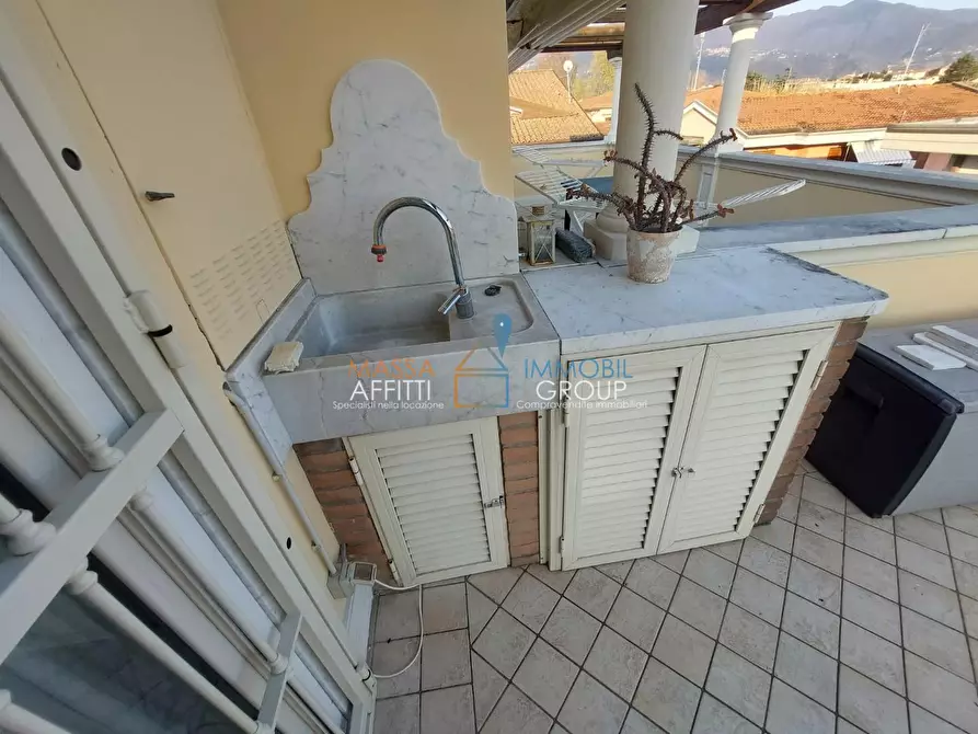 Immagine 20 di Quadrilocale in vendita  in Via Treviso 39 a Massa