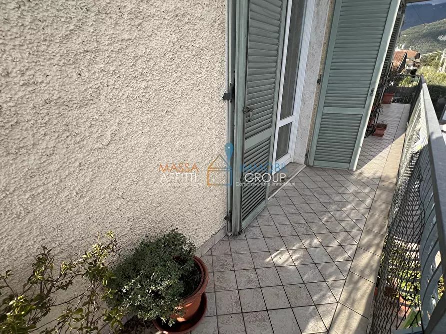 Immagine 13 di Porzione di casa in vendita  in Via Marina 84 a Montignoso