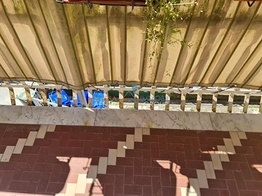 Immagine 12 di Quadrilocale in vendita  in Via Capitano Michele Fiorillo 9 a Carrara