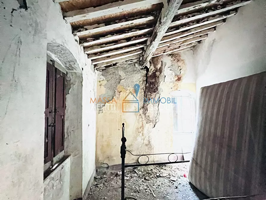 Immagine 46 di Casa indipendente in vendita  in Via Fondaccio 12 a Montignoso