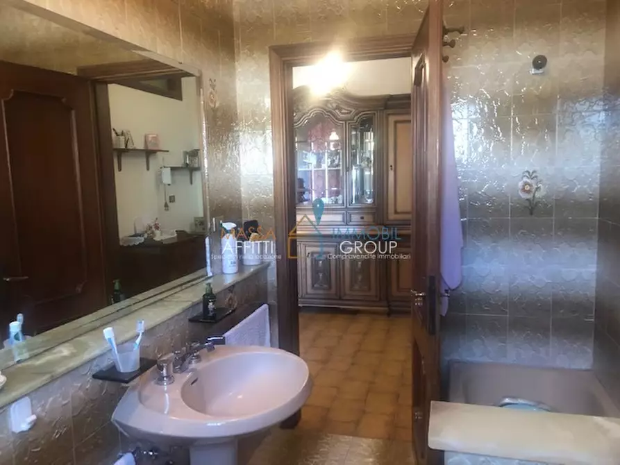 Immagine 27 di Villetta a schiera in vendita  in Via Puliche 308 a Massa