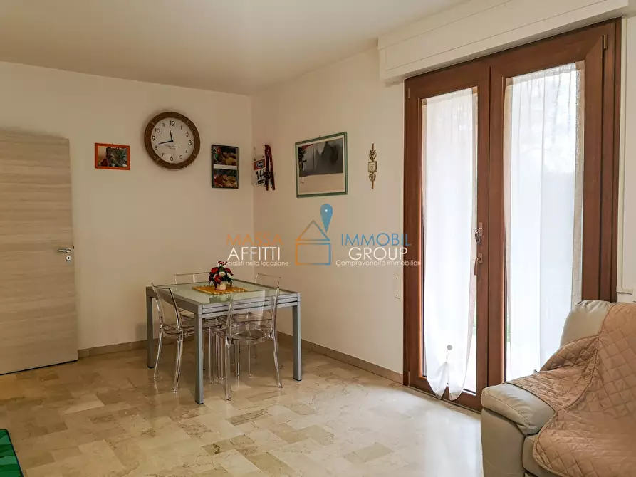 Immagine 4 di Quadrilocale in vendita  in Via Marina Vecchia 388 a Massa