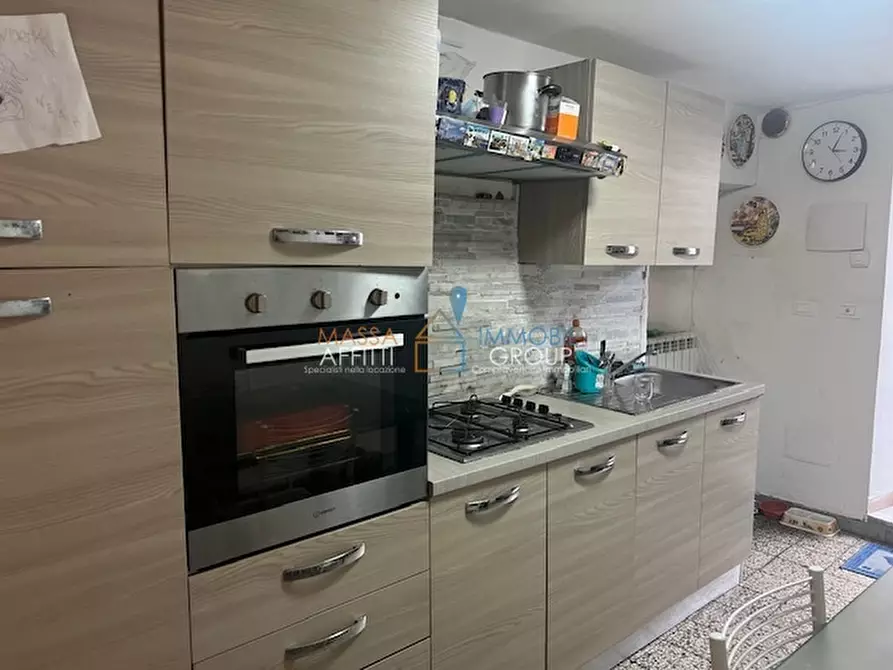 Immagine 3 di Porzione di casa in vendita  in Via Capaccola 3 a Massa