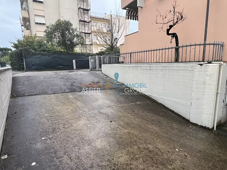 Immagine 52 di Villetta a schiera in vendita  in Via Gioacchino Rossini 14 a Massa