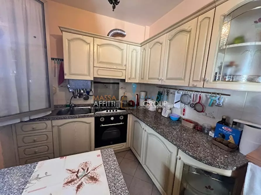 Immagine 17 di Trilocale in vendita  in Largo Quercioli 16 a Massa