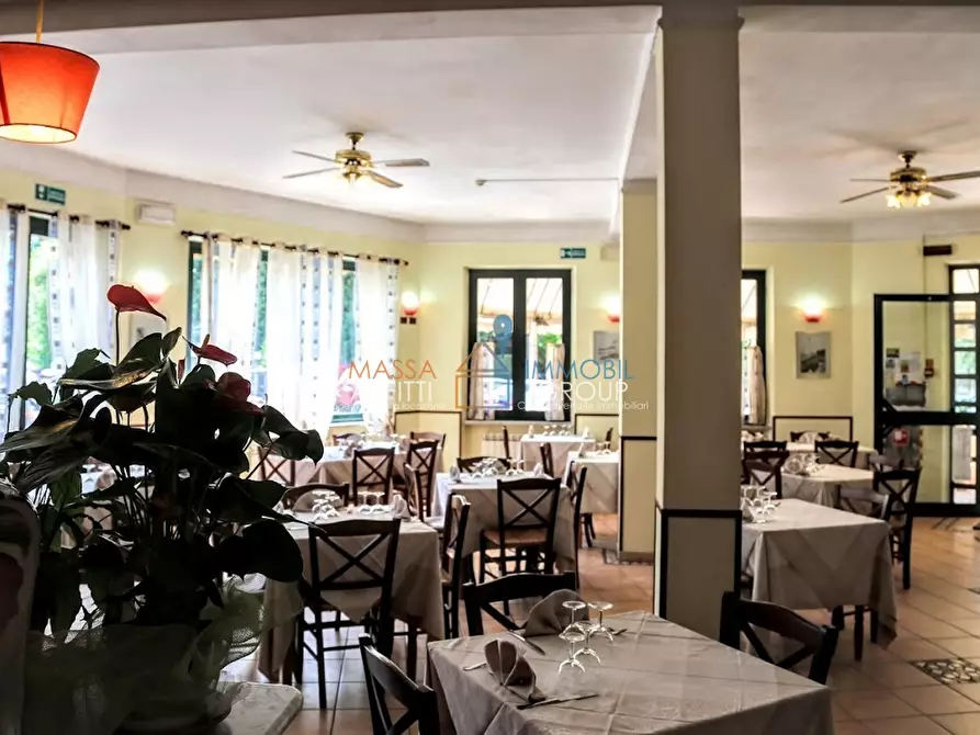 Immagine 2 di Bar / Ristorante in affitto  in Via Sottomonte 6 a Massa