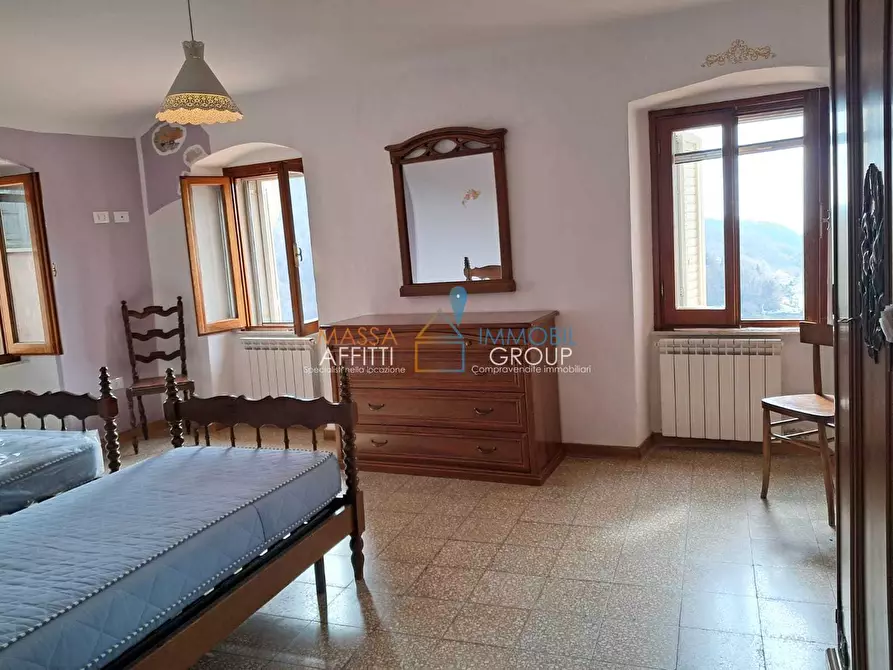 Immagine 16 di Porzione di casa in vendita  in Via dei Colli 141 a Massa