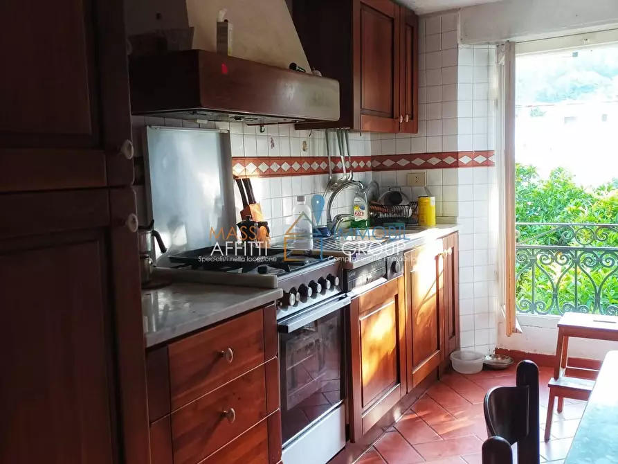 Immagine 10 di Quadrilocale in vendita  in Via Armando Angelini 35 a Massa